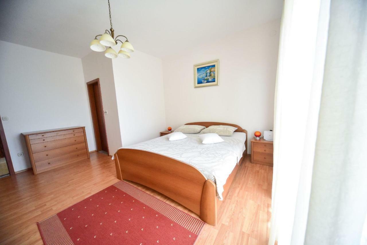 Apartment Marcella 2 Ljubač Exterior foto